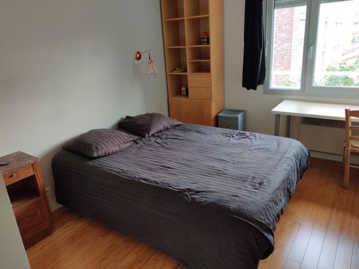 Chambre Chez L'Habitant A 5 Minutes Du Metro Иври сюр Сен Екстериор снимка