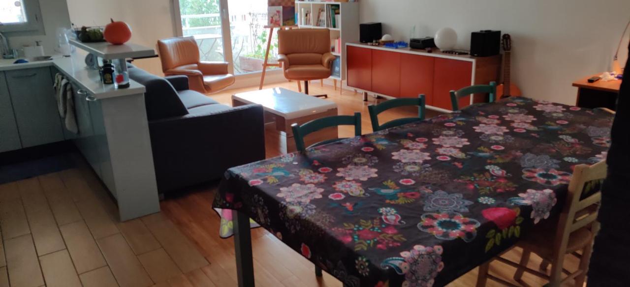 Chambre Chez L'Habitant A 5 Minutes Du Metro Иври сюр Сен Екстериор снимка