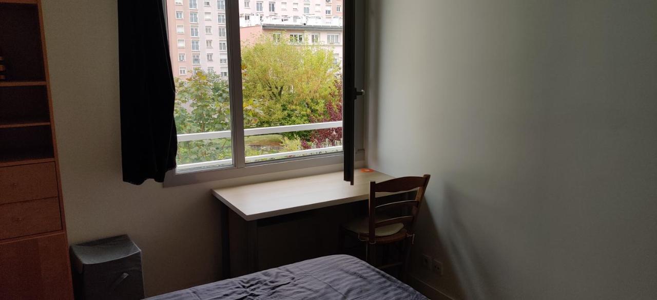 Chambre Chez L'Habitant A 5 Minutes Du Metro Иври сюр Сен Екстериор снимка